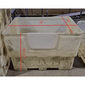 BAC EN PLASTIQUE BLANC AVEC COUVERCLE 35PO X 56PO X 40 1 / 2PO
