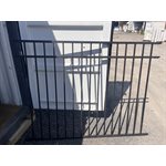 PANNEAU DE CLÔTURE LOGAN ALUMINIUM 54PO X 72PO - NOIR
