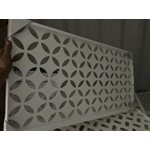 PANNEAU DE TREILLIS DÉCORATIF PVC - 19PO X 35 1 / 2PO