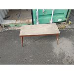 TABLE DE SALON