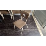 CHAISE EN PASTIQUE ET ACIER BEIGE - STYLE ÉCOLIER