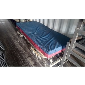 LIT D'HÔPITAL AJUSTABLE AVEC MATELAS - DEFECTUEUX