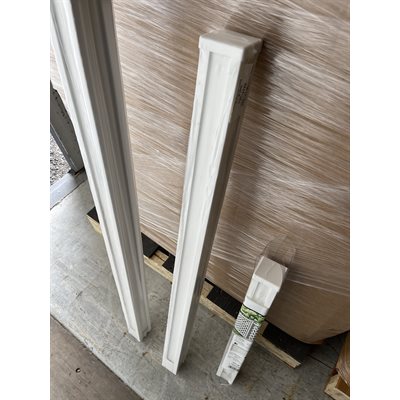 POTEAU POUR TREILLIS DÉCORATIF 2 1 / 4PO X 2 1 / 4PO X 39 1 / 4PO POTEAU POUR TREILLIS DÉCORATIF 2 1 / 4PO X 2 1 / 4PO X 39 1 / 4PO