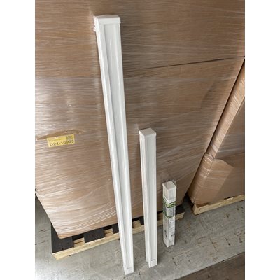POTEAU POUR TREILLIS DÉCORATIF 2 1 / 4PO X 2 1 / 4PO X 57PO POTEAU POUR TREILLIS DÉCORATIF 2 1 / 4PO X 2 1 / 4PO X 57PO