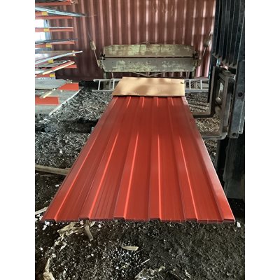 LOT 519 TÔLE MUR LC19 ROUGE, 26J, 36PO