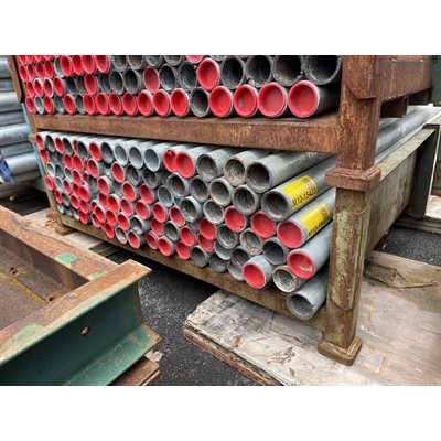 TUYAU GALVANISÉ 2-3 / 8PO X 60PO À 64PO TUYAU GALVANISÉ 2-3 / 8PO X 60PO À 64PO