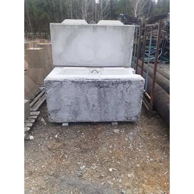 BLOC DE BETON DECORATIF - 30 X 30 X 60PO