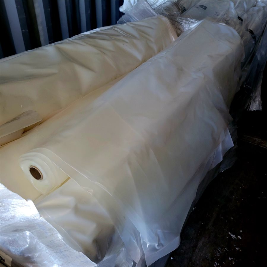 ROULEAU DE FILM PLASTIQUE POLYTHENE CLAIR 240PO 0,008MM