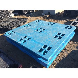PALETTE P43S43 W8M3 PLASTIQUE EMPILABLE - BLEU 10KG