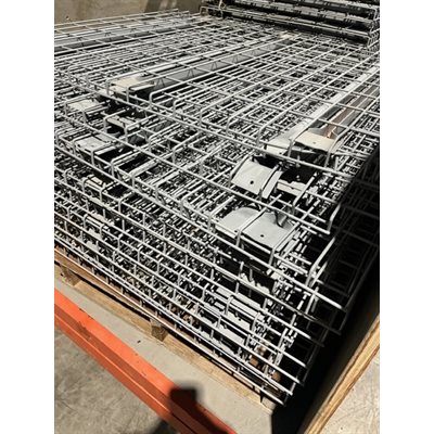 RAYONNAGE NEUF - TABLETTE DE GRILLAGE 36PO X 46PO RAYONNAGE NEUF - TABLETTE DE GRILLAGE 36PO X 46PO