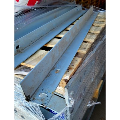 CANTILEVER USAGÉ PROPRE - FER ANGLE 48PO GRIS