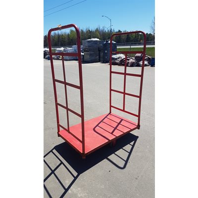 CHARIOT PLATEFORME METAL SUR ROUE AVEC 2 MONTANT