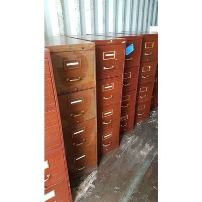 CLASSEUR EN MÉTAL 3 TIROIRS - 18PO X 28PO X 42PO CLASSEUR EN MÉTAL 3 TIROIRS - 18PO X 28PO X 42PO
