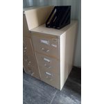 CLASSEUR EN MÉTAL 3 TIROIRS - 18PO X 28PO X 42PO