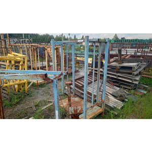 SUPPORT A POTEAU EMPILABLE - 28PO X 44PO X 72PO