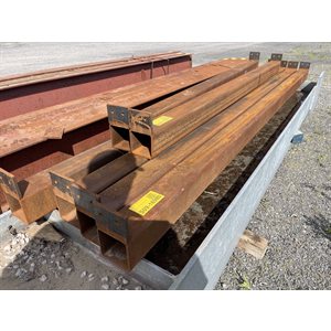 SUPPORT EN ACIER 1 / 4 X 4 X 4PO 10PI